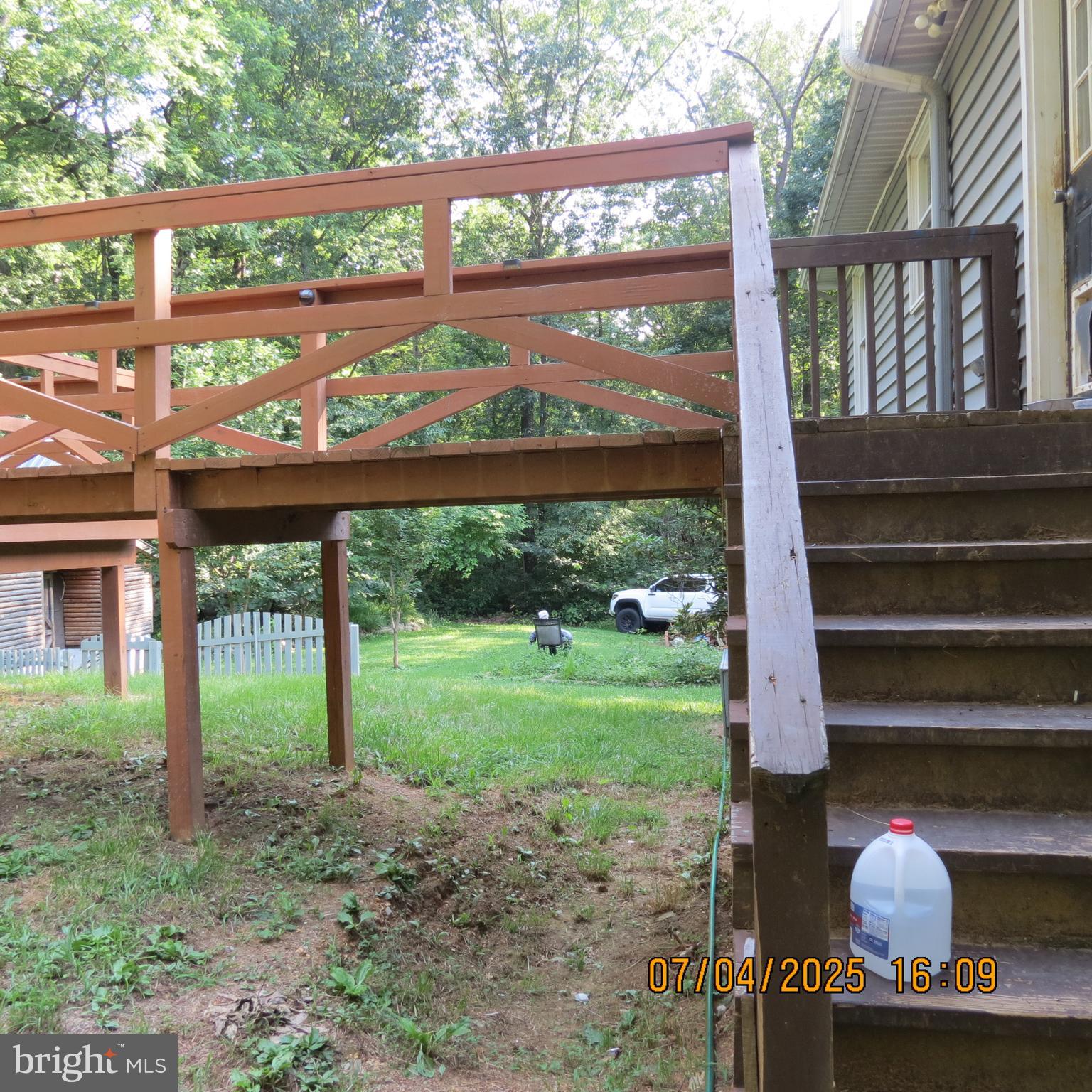 SHADY ACRES - Residential