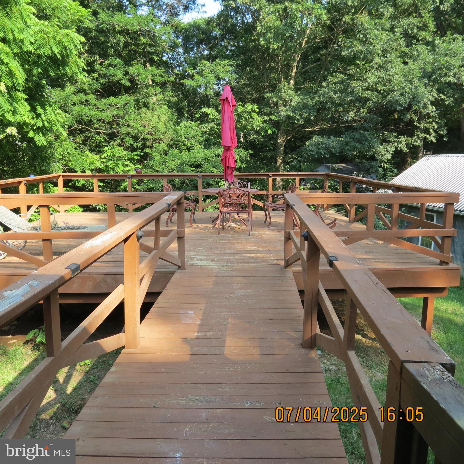 SHADY ACRES - Residential