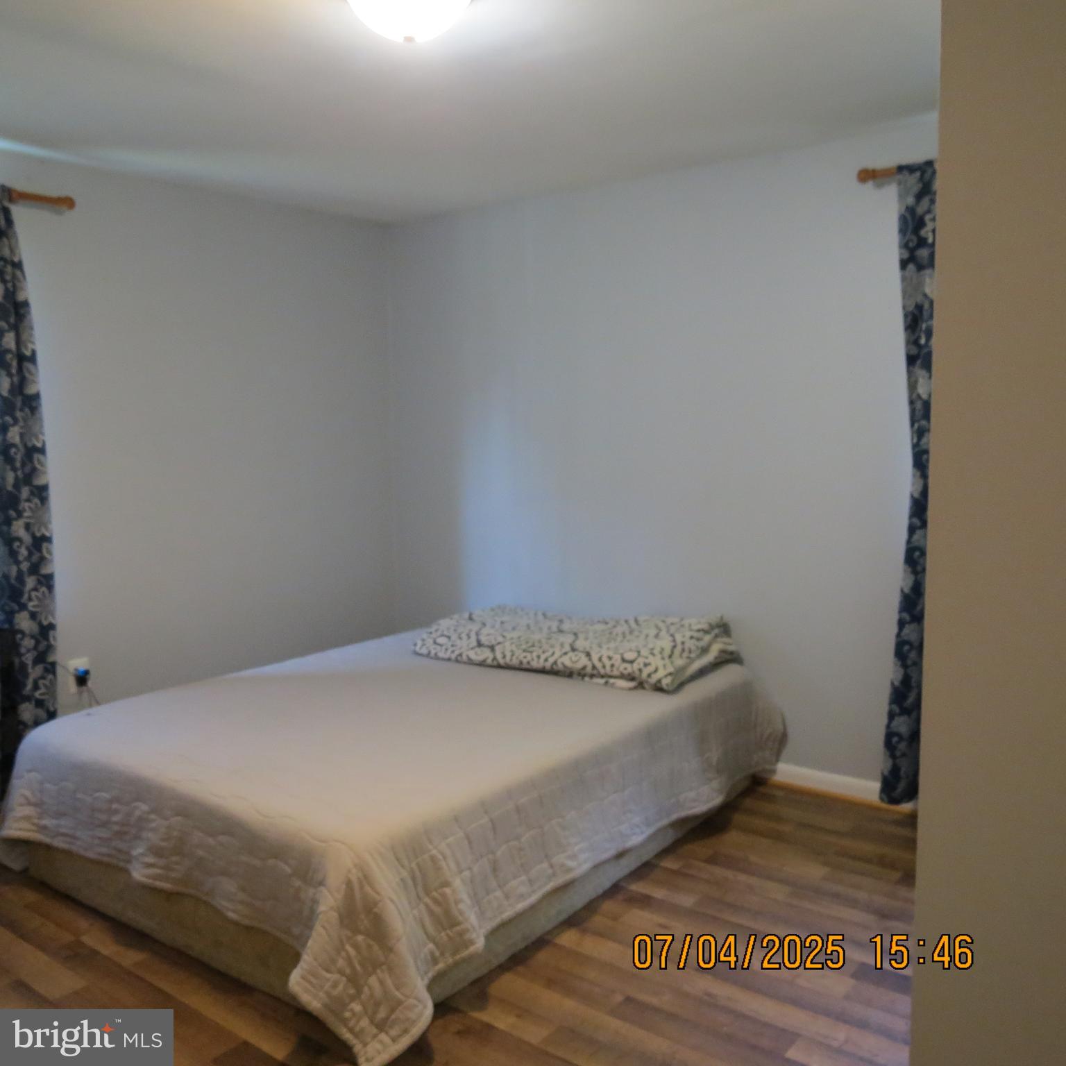 SHADY ACRES - Residential