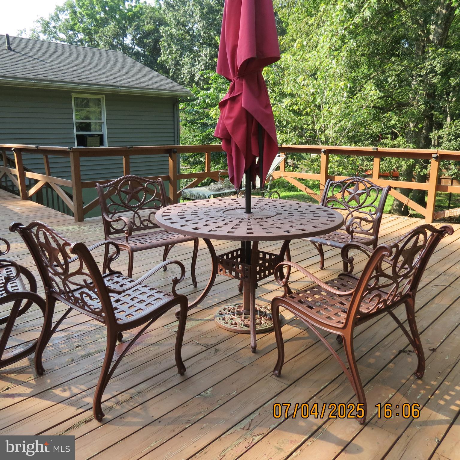 SHADY ACRES - Residential