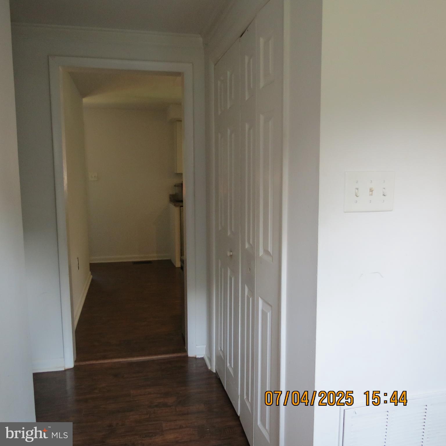 SHADY ACRES - Residential