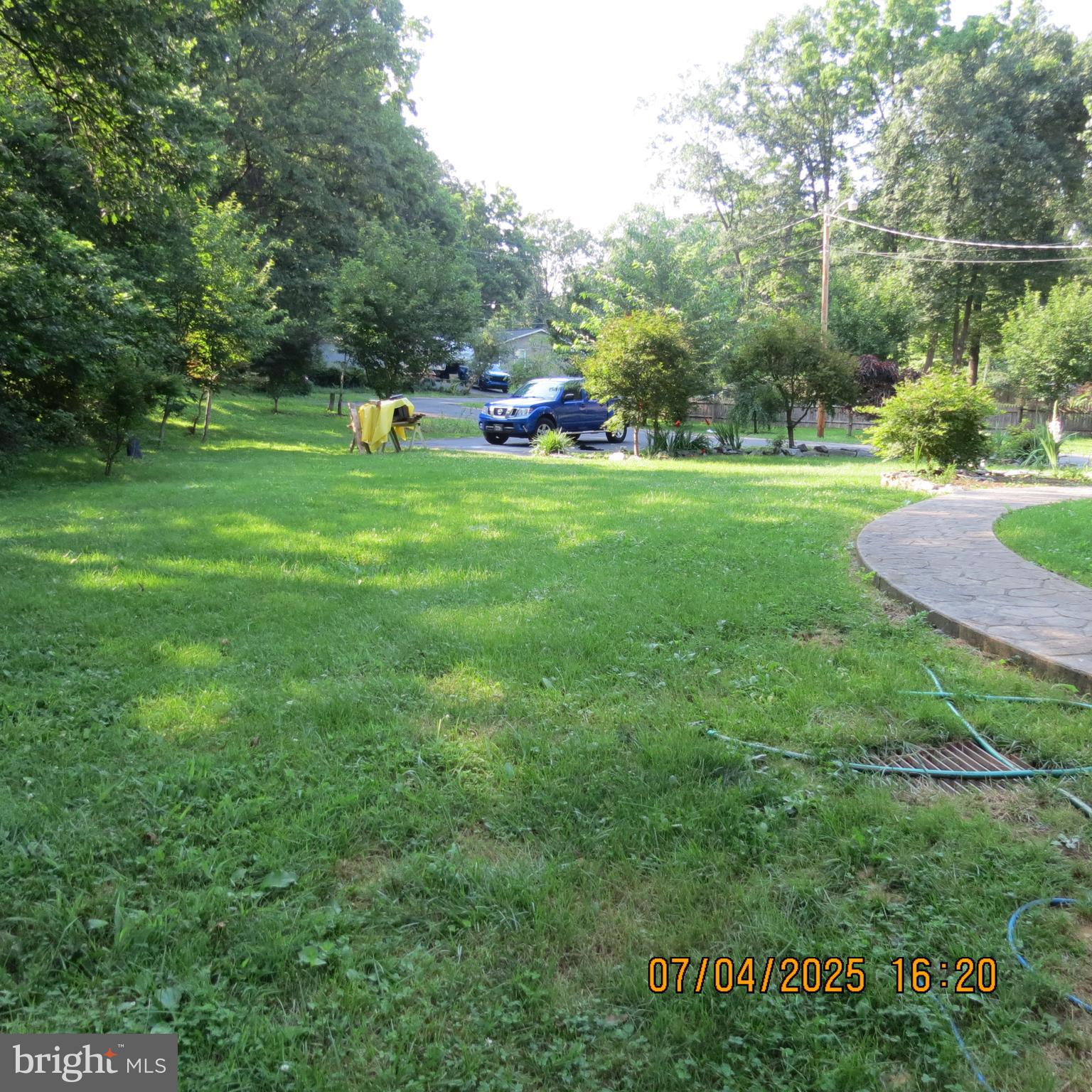 SHADY ACRES - Residential