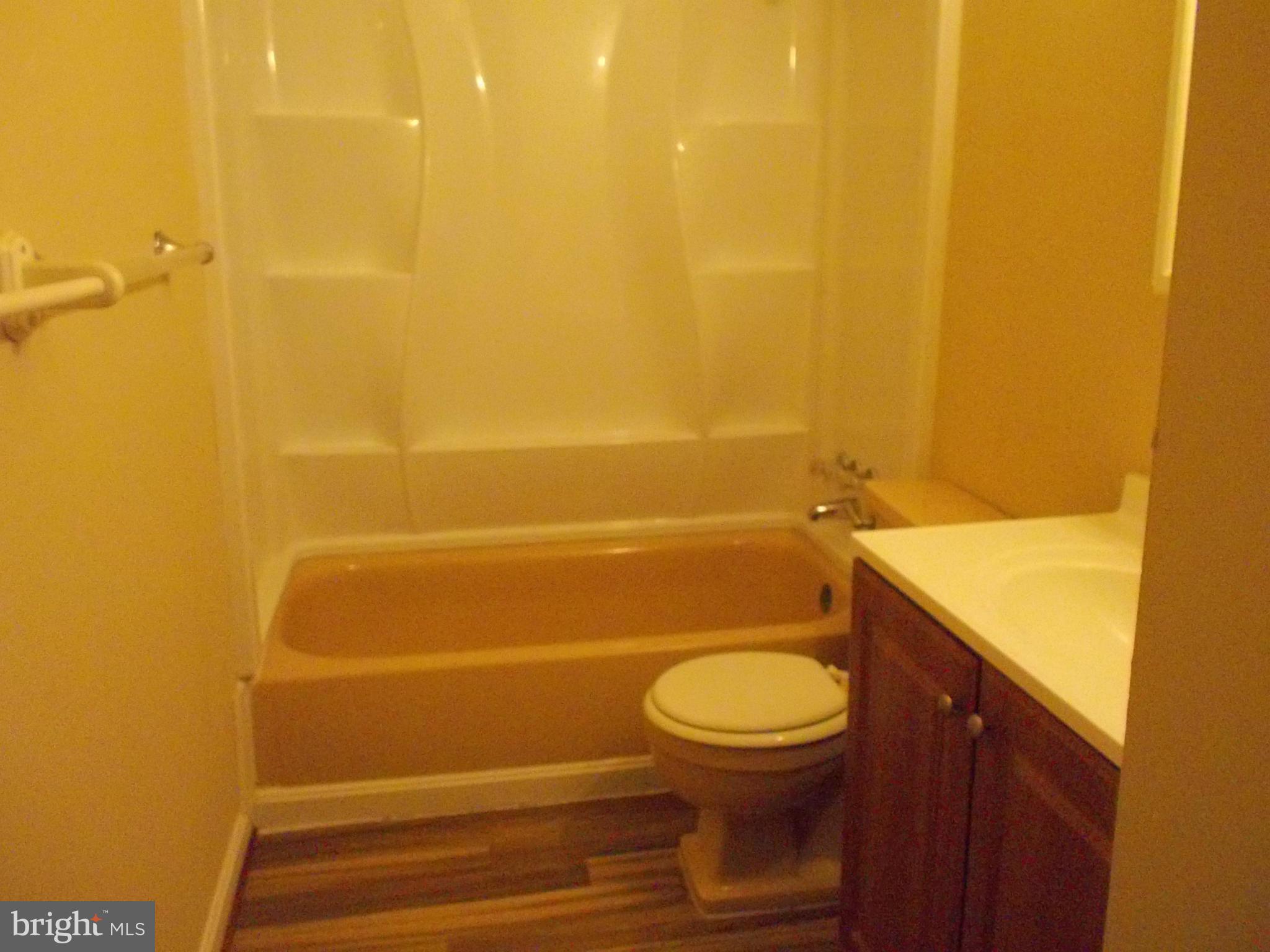 DALE CITY - Residential Lease