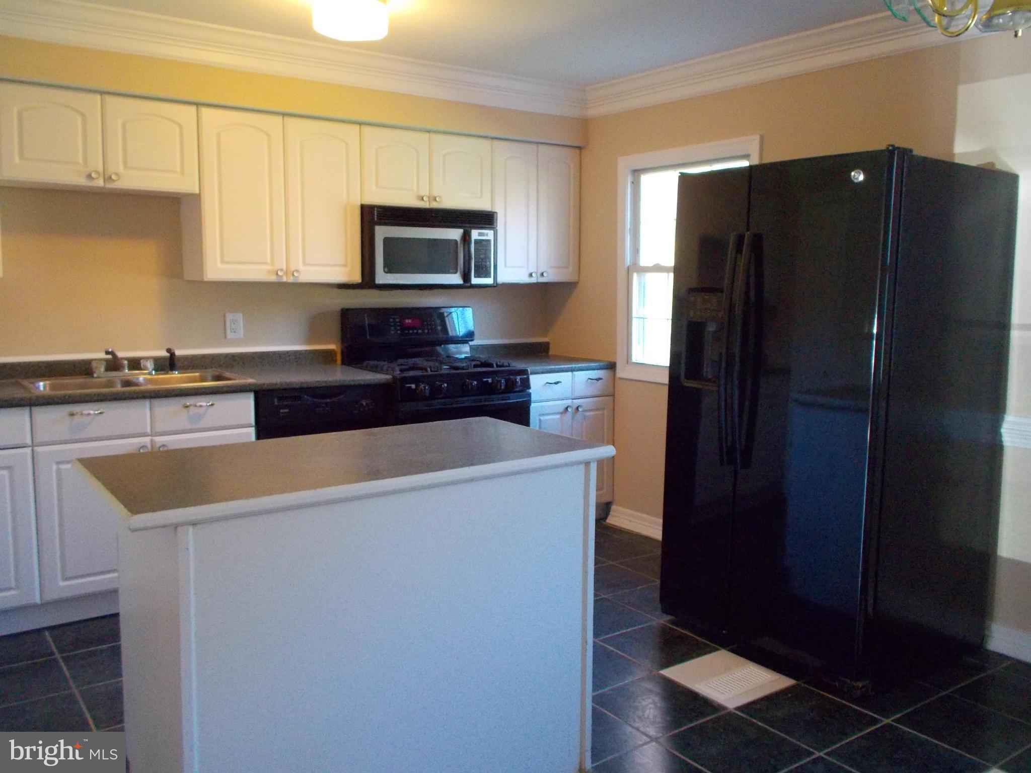 DALE CITY - Residential Lease