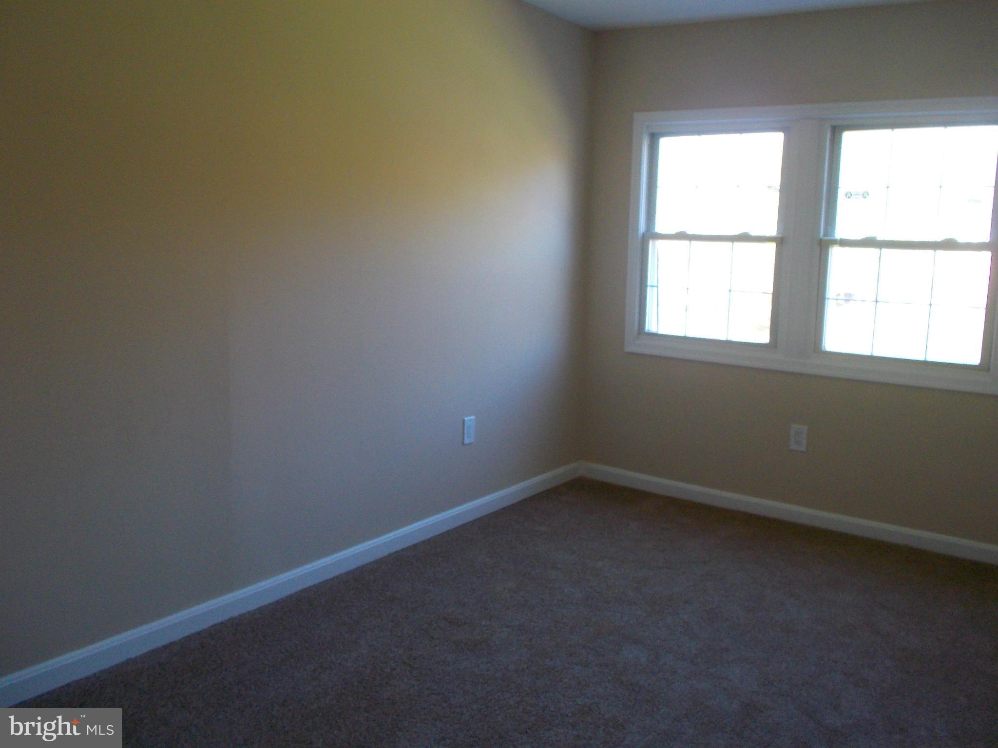 DALE CITY - Residential Lease