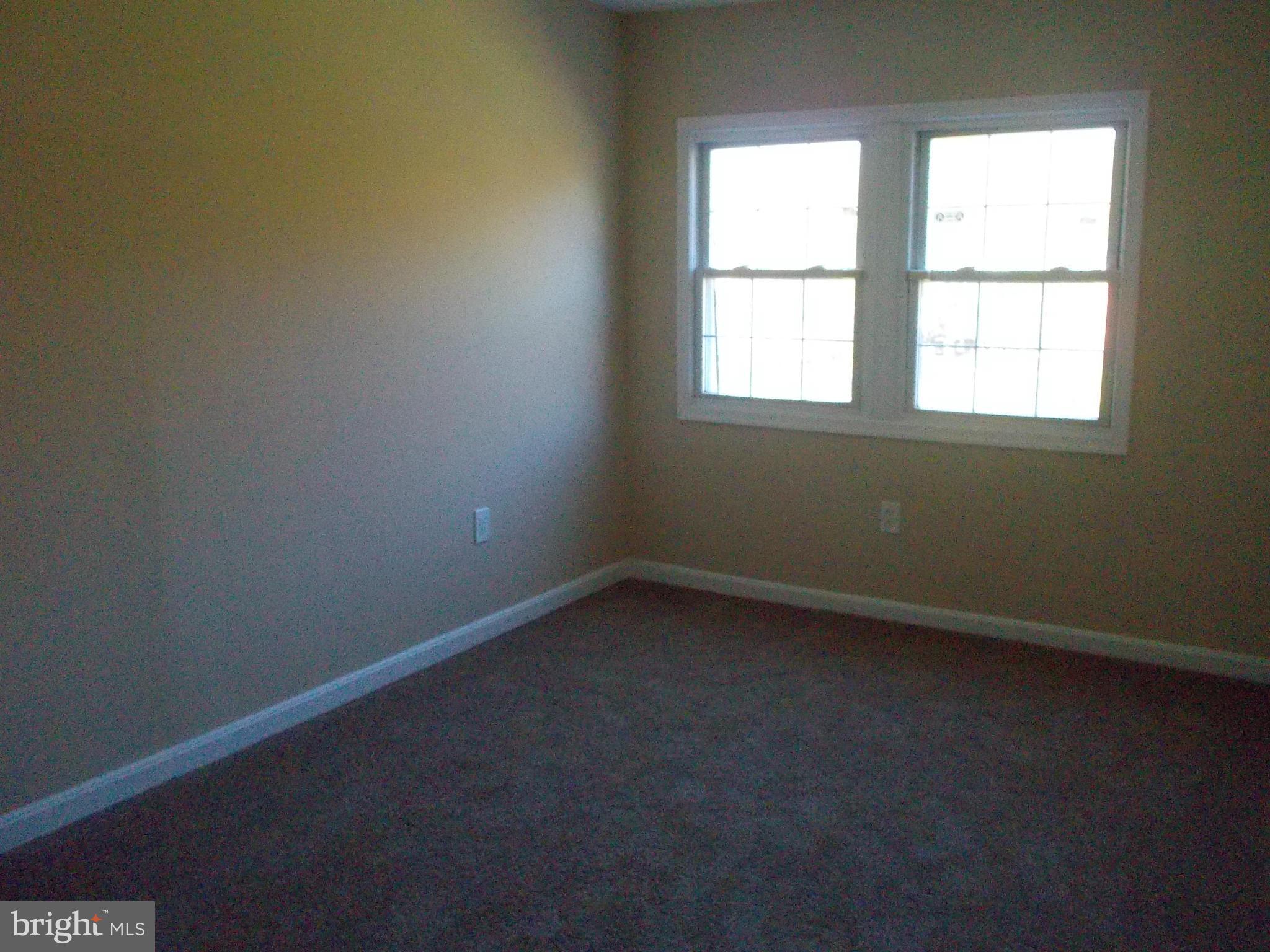 DALE CITY - Residential Lease