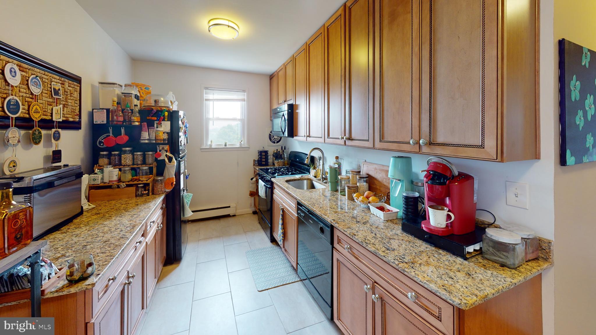 CLARENDON - Residential Lease