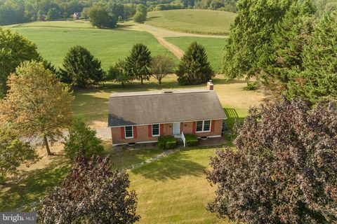 Photo of 580 STEHMAN CHURCH RD, MILLERSVILLE, PA 17551 (MLS # PALA2040472)