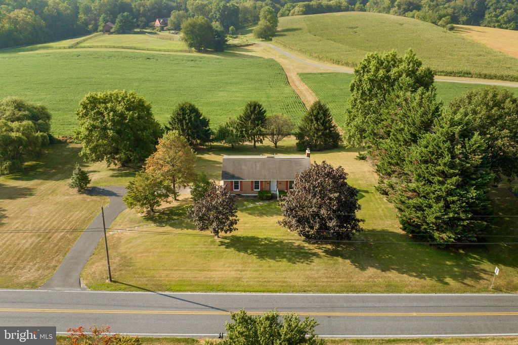 Photo of 580 STEHMAN CHURCH RD, MILLERSVILLE, PA 17551 (MLS # PALA2040472)