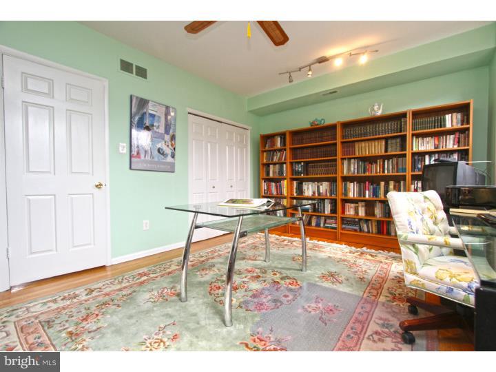 SOCIETY HILL - Residential