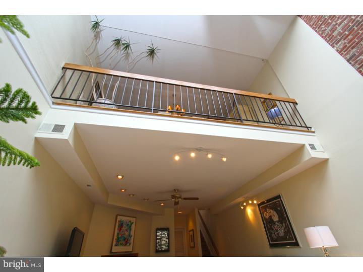 SOCIETY HILL - Residential