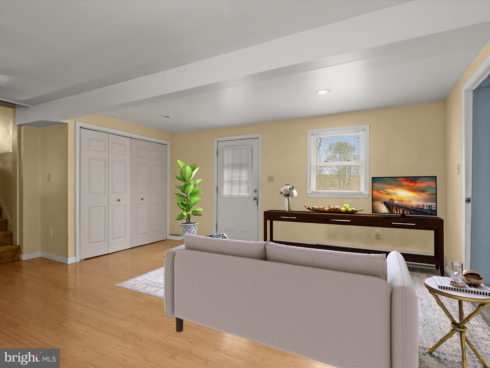 HONEYSUCKLE RIDGE - Residential