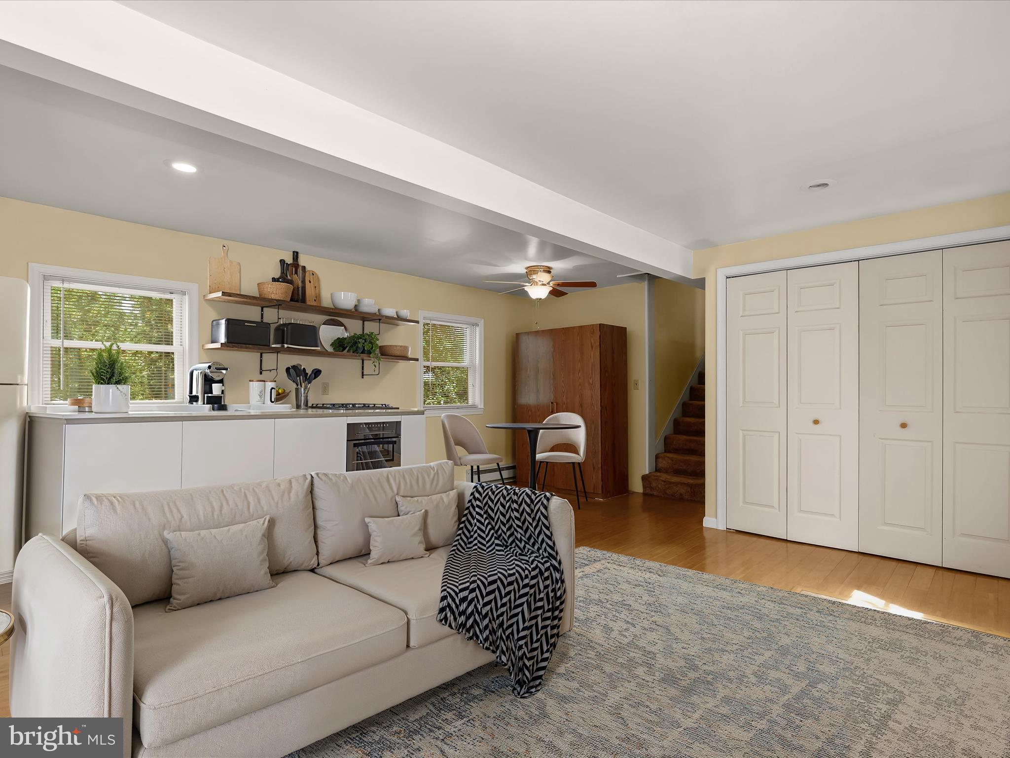 HONEYSUCKLE RIDGE - Residential