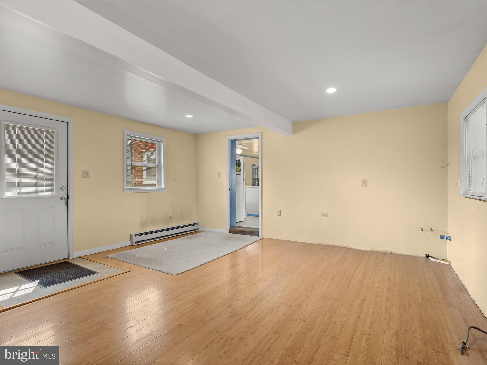 HONEYSUCKLE RIDGE - Residential