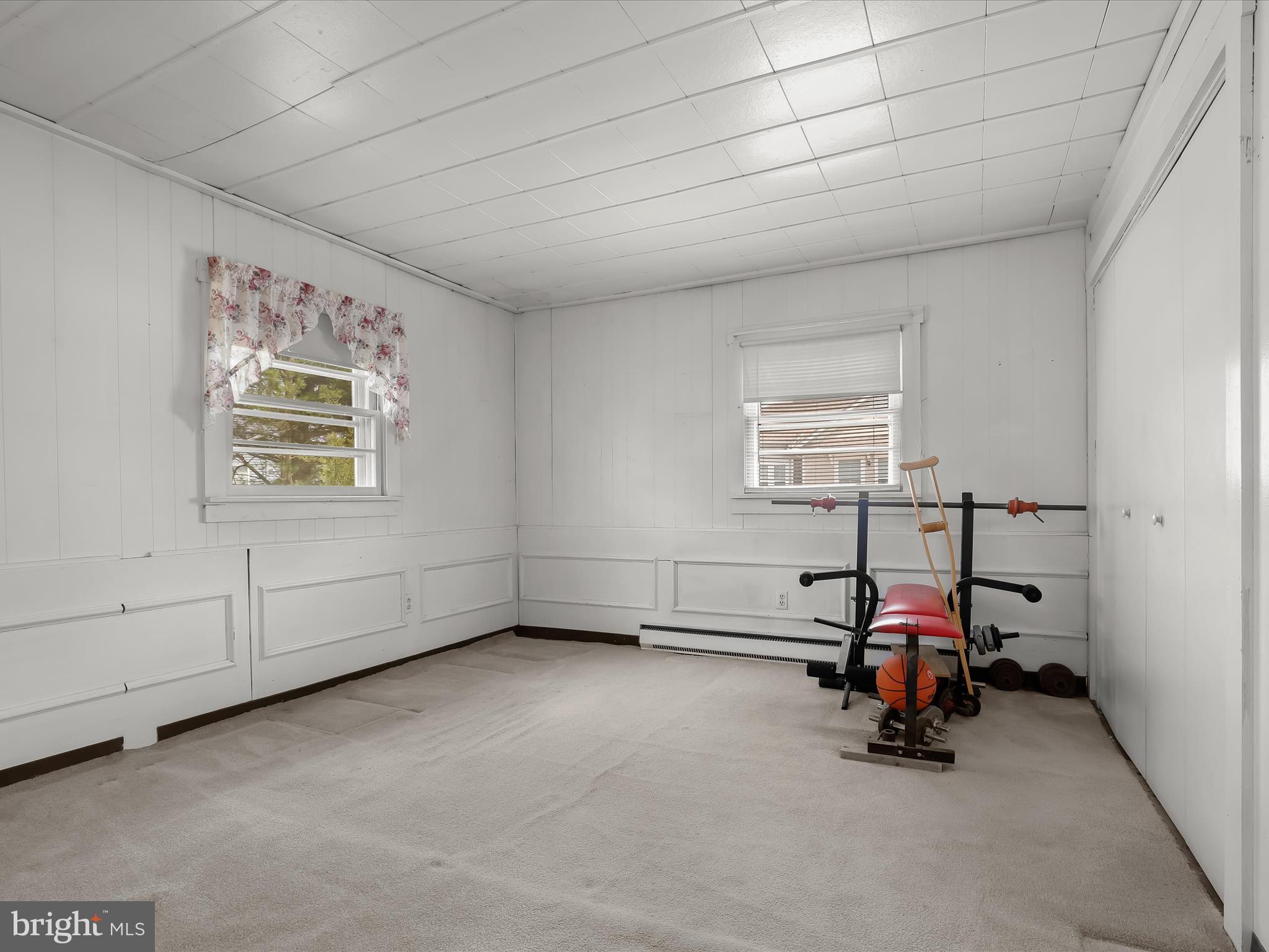 HONEYSUCKLE RIDGE - Residential