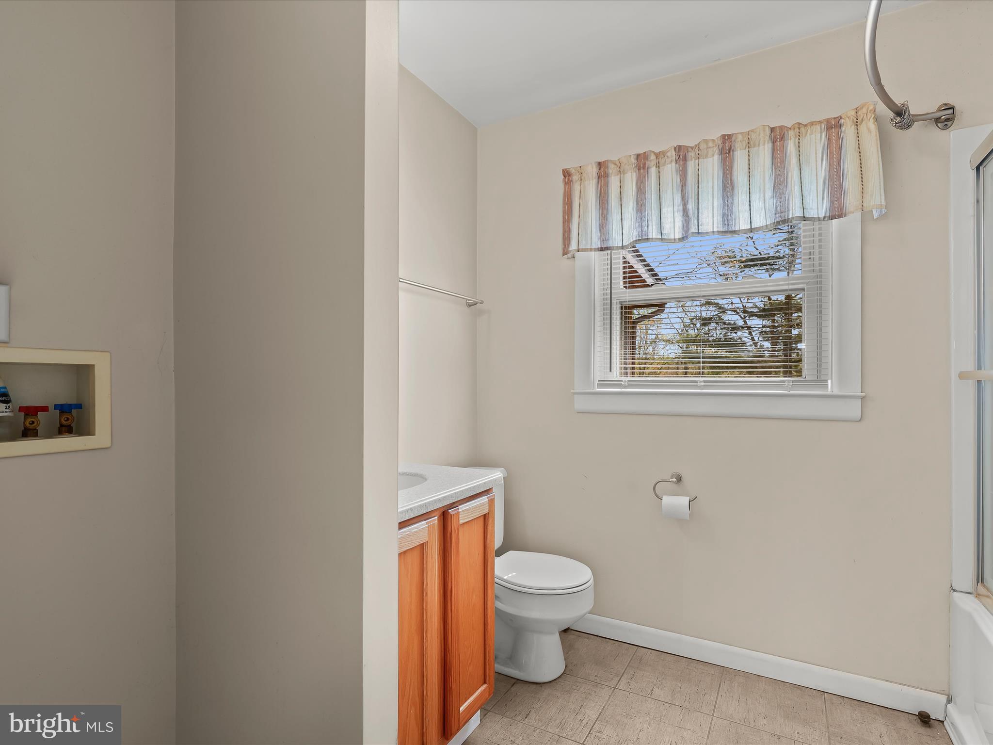 HONEYSUCKLE RIDGE - Residential