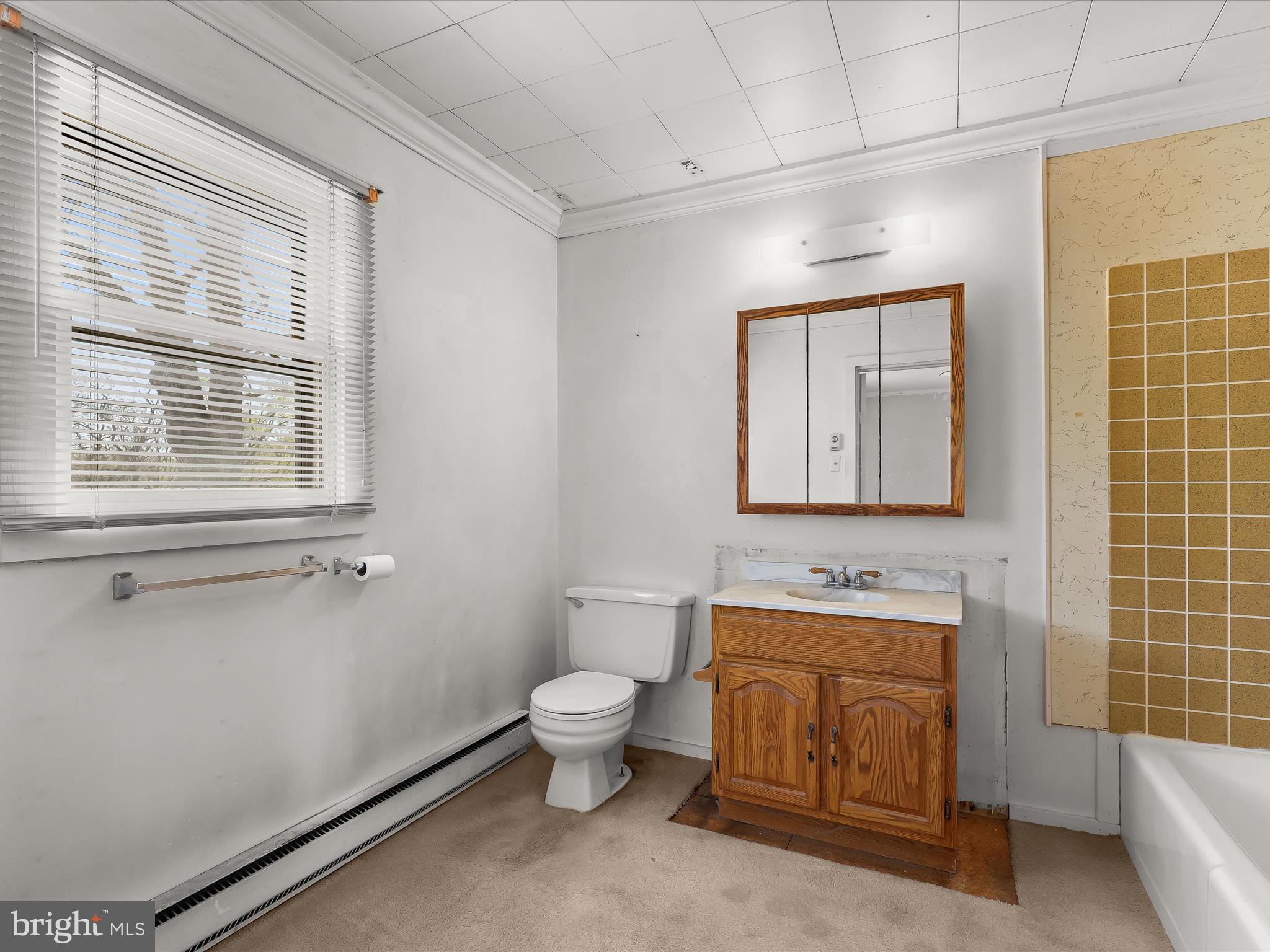 HONEYSUCKLE RIDGE - Residential