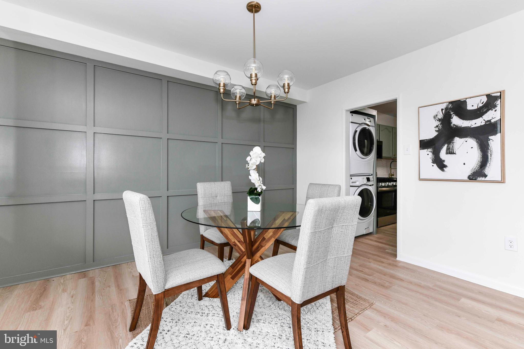 SKYLINE PLAZA - Residential