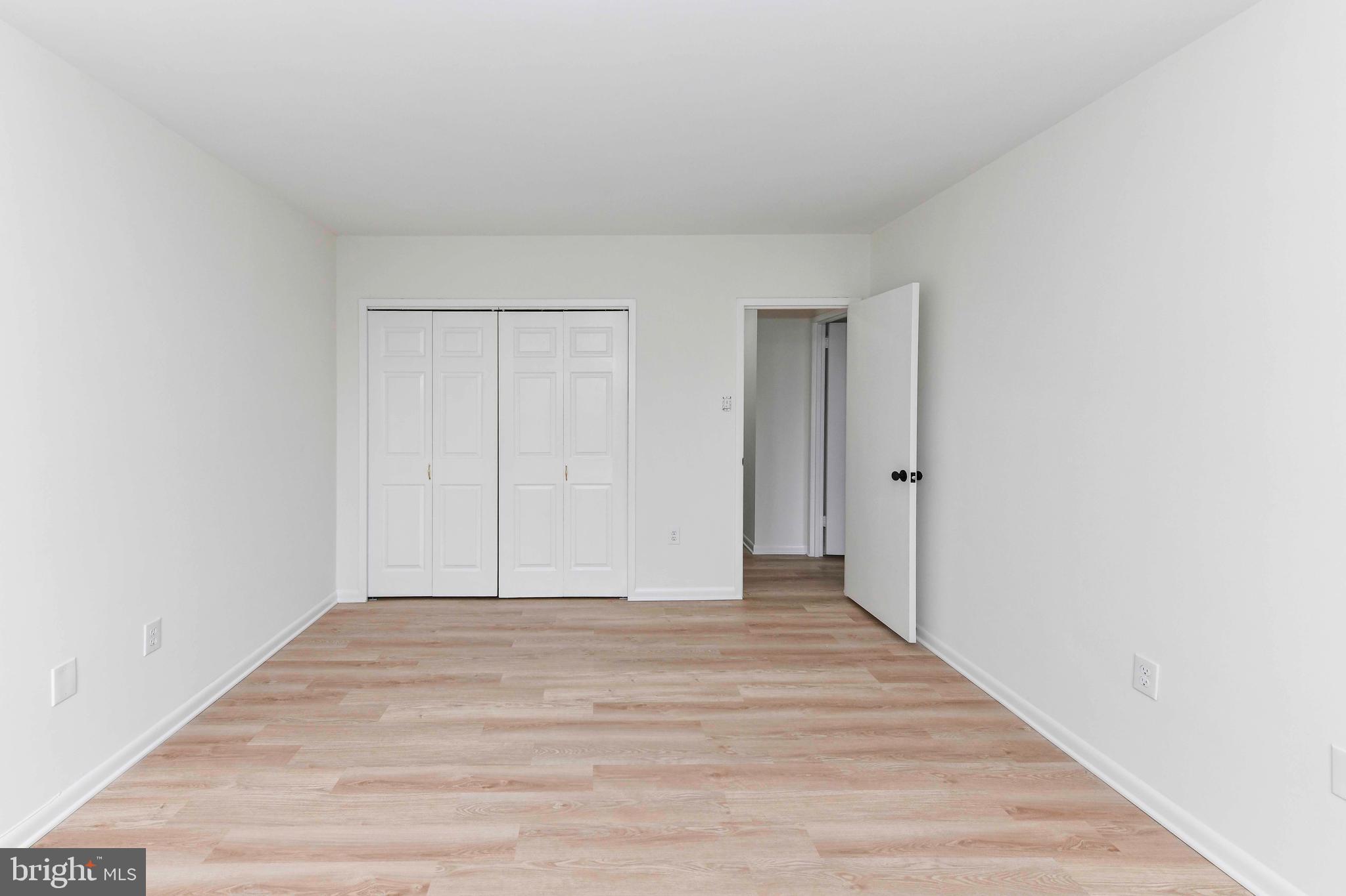 SKYLINE PLAZA - Residential