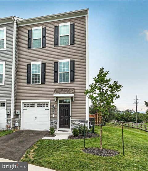 Townhouse For Sale - 115 Spring Bank Way<br/> FREDERICK, MD 21701