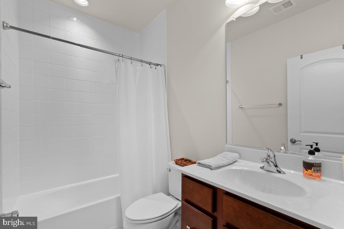 OLD WHEATLAND - Residential