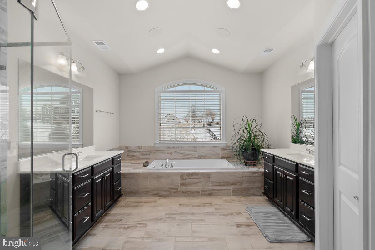 OLD WHEATLAND - Residential