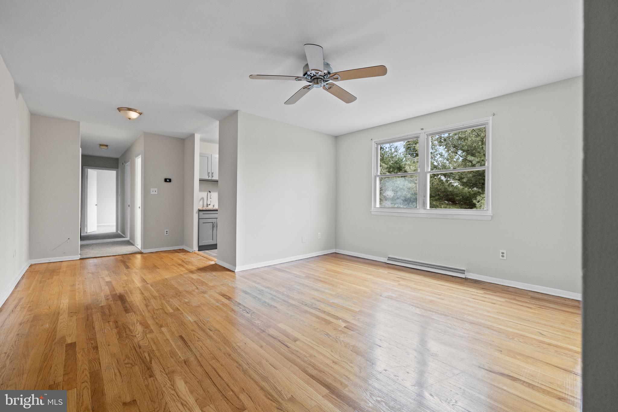 HIGHPOINTE CONDOMINIUM - Residential Lease