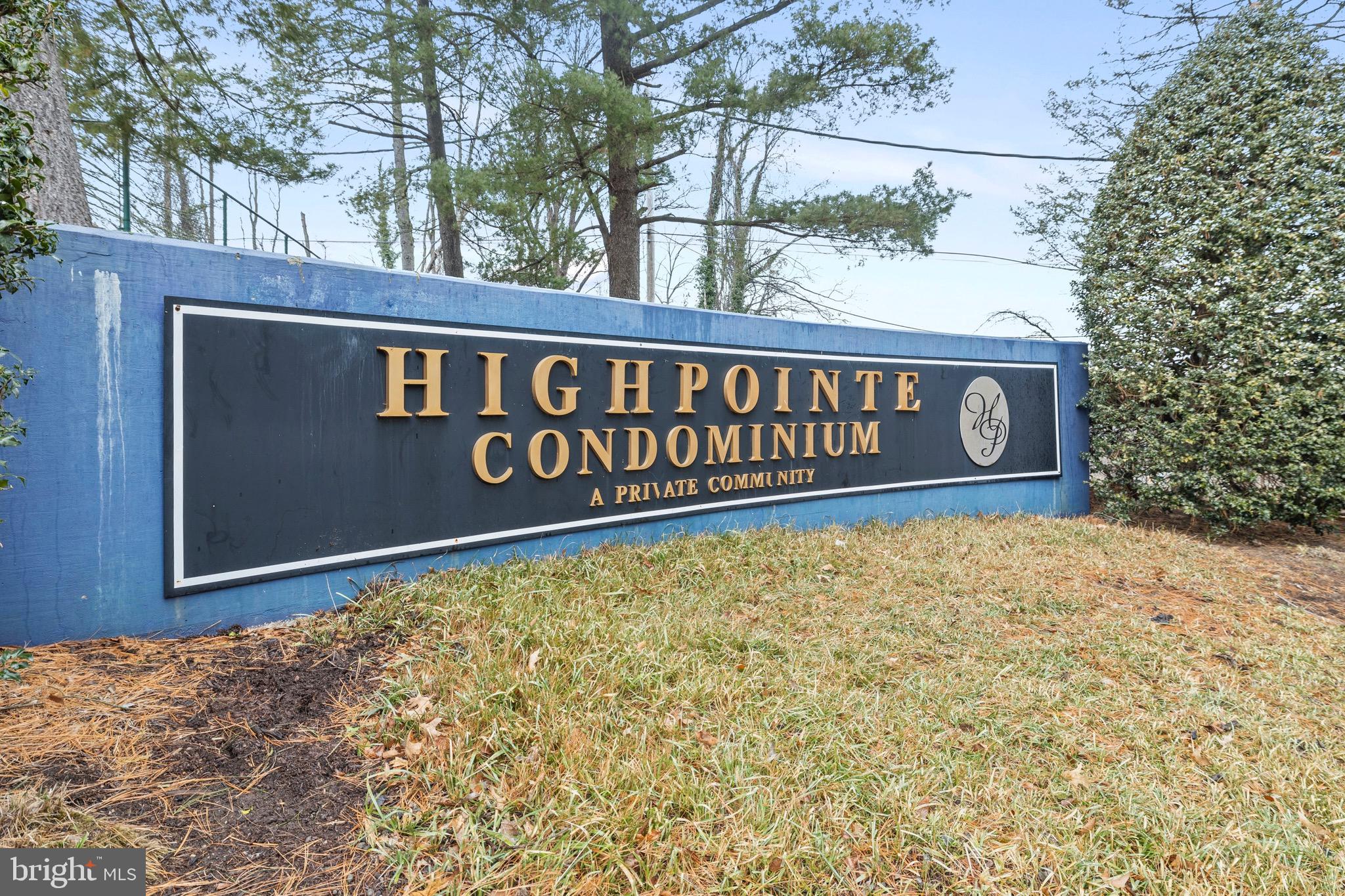 HIGHPOINTE CONDOMINIUM - Residential Lease