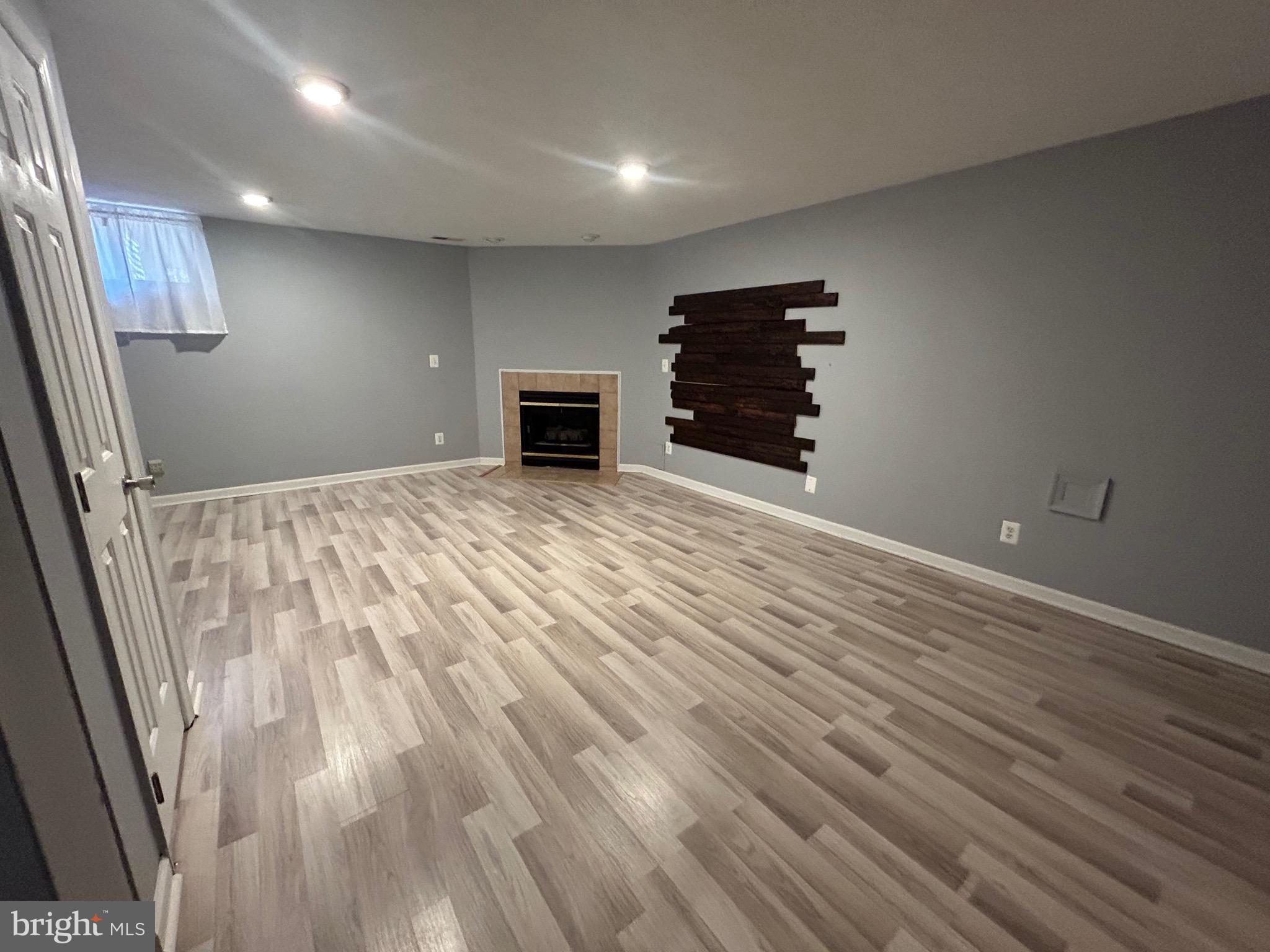 LIBERTY PLACE - Residential Lease