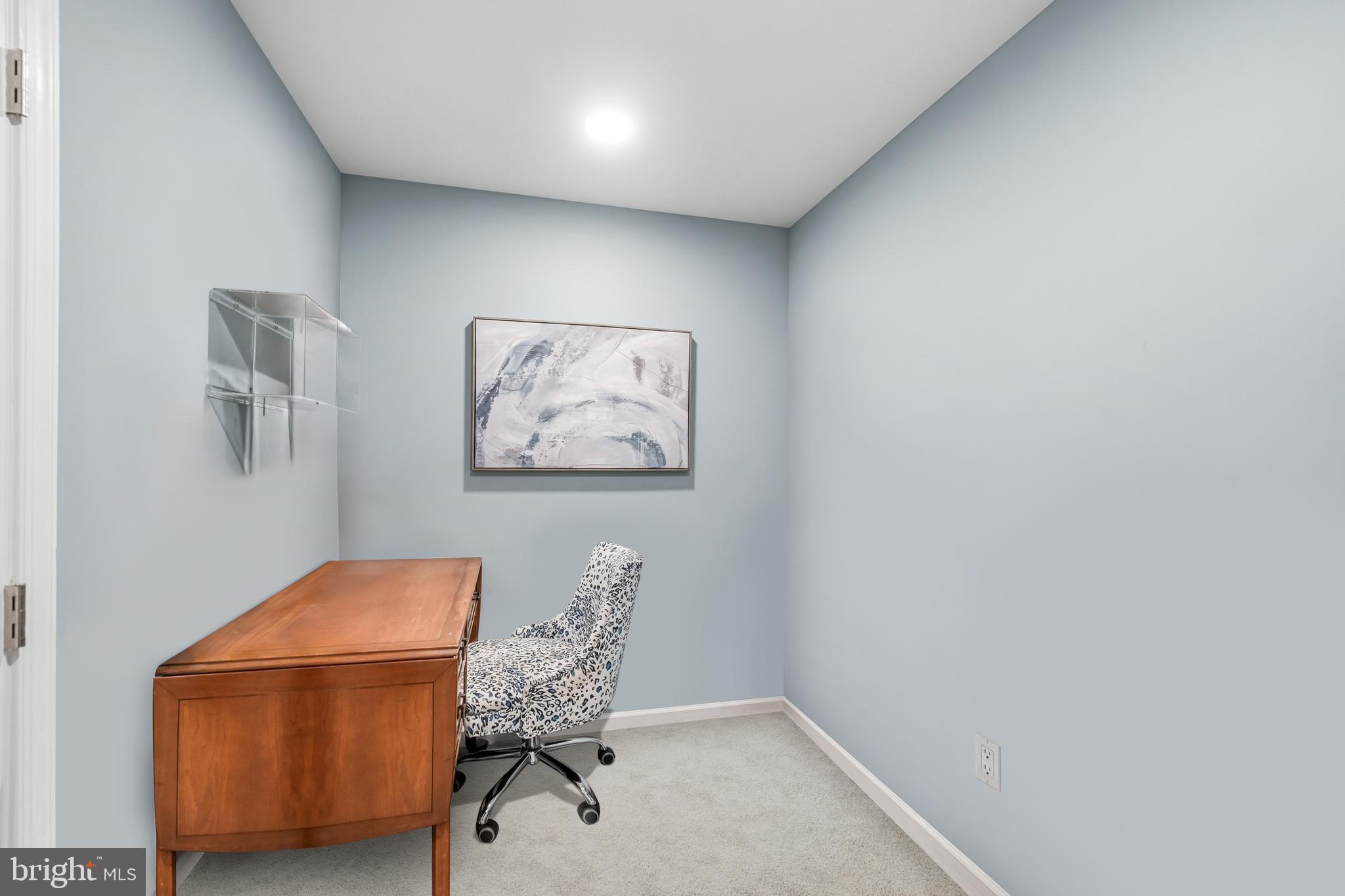 BUCKINGHAM SQ - Residential