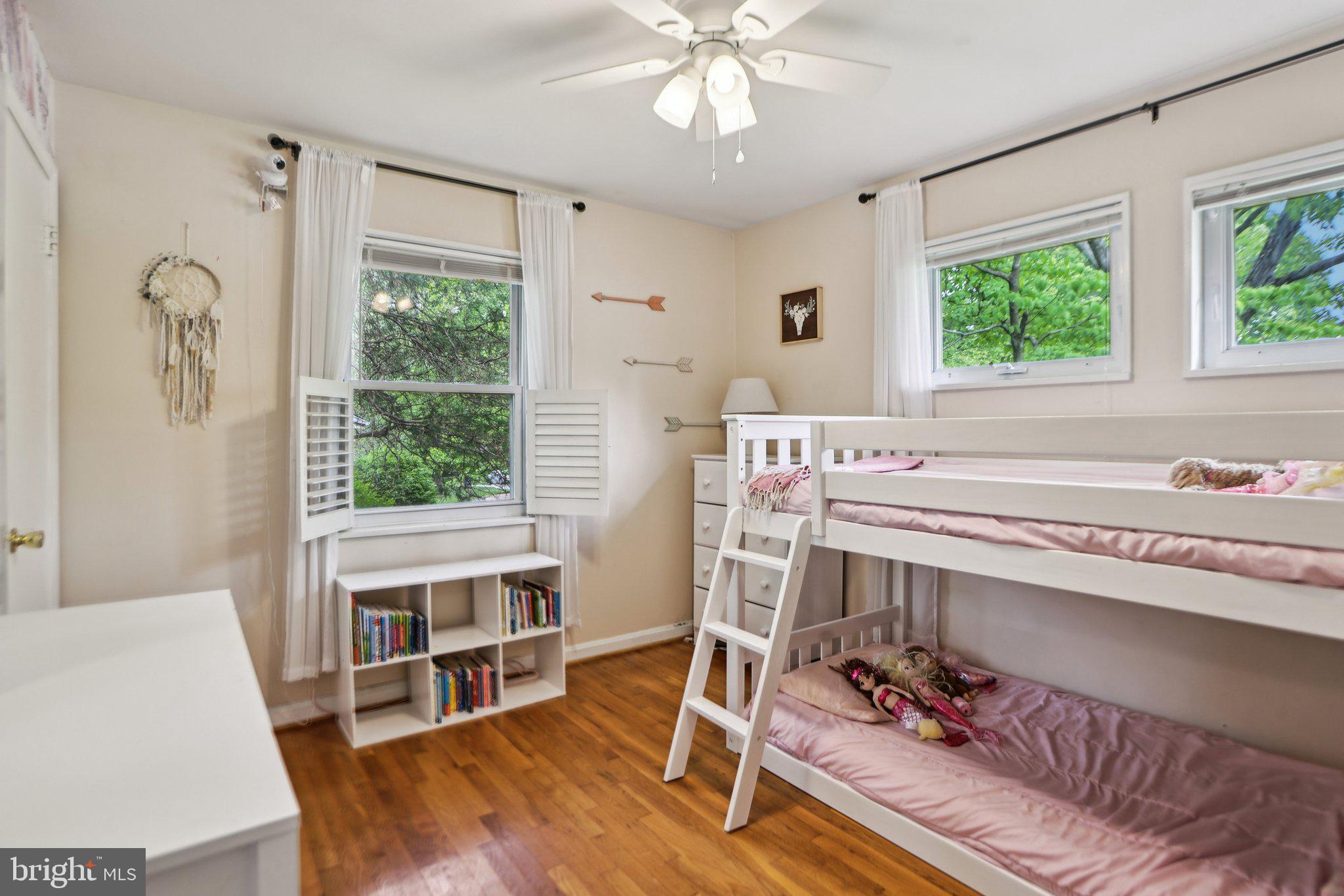 VIRGINIA HILLS - Residential