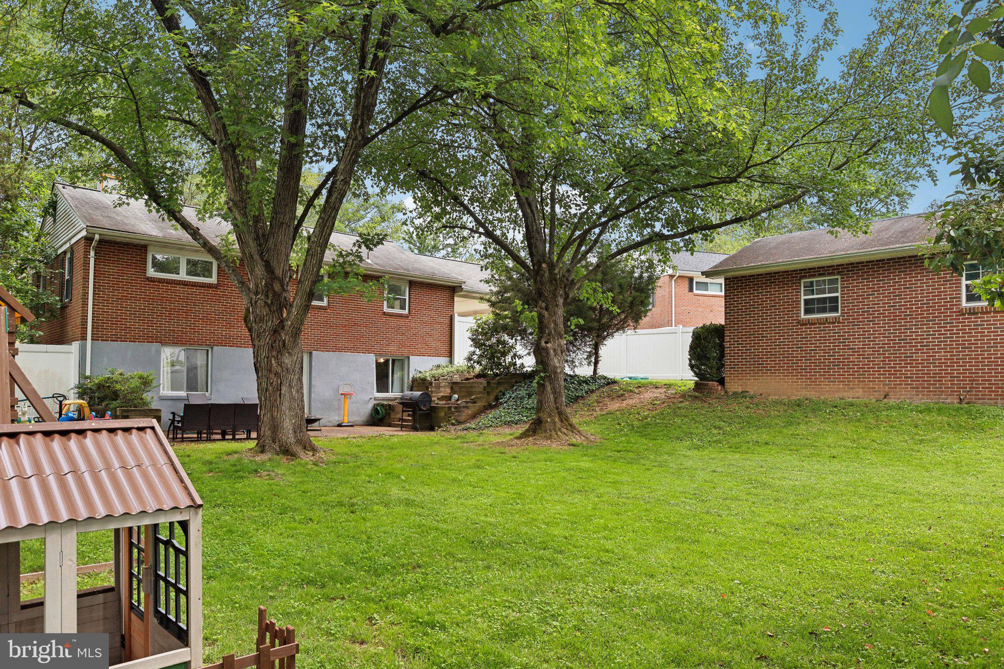 VIRGINIA HILLS - Residential