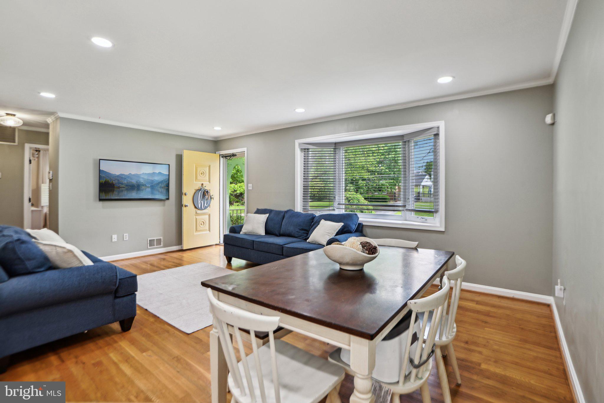 VIRGINIA HILLS - Residential