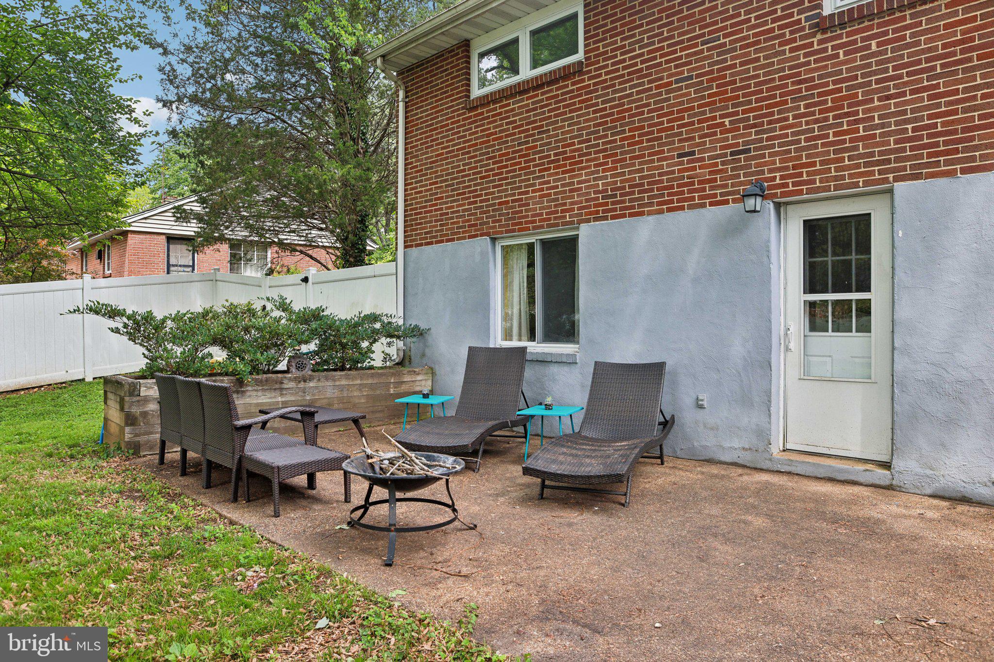 VIRGINIA HILLS - Residential