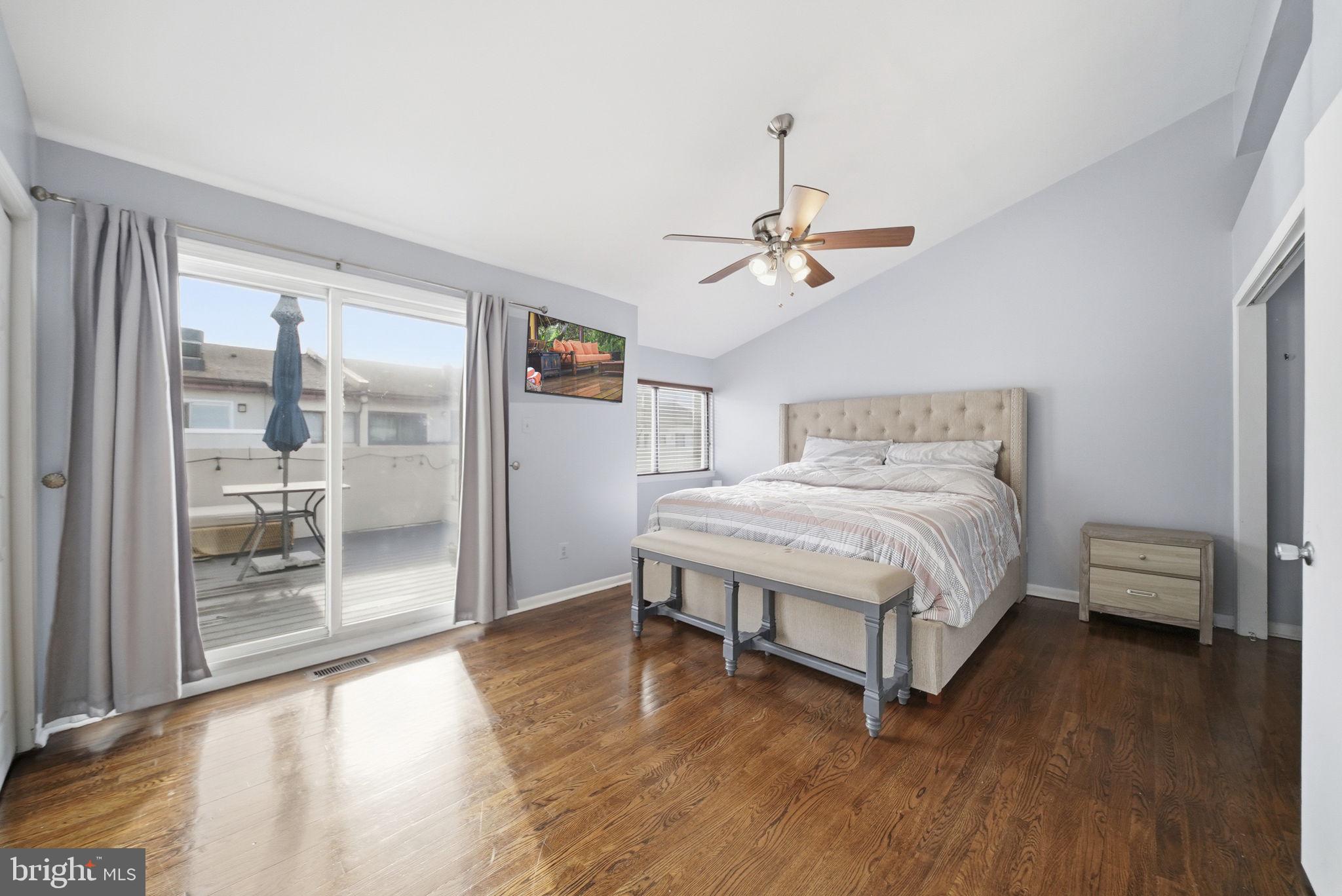 ART MUSEUM AREA - Residential