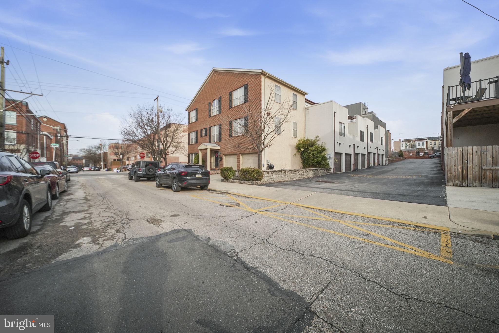 ART MUSEUM AREA - Residential