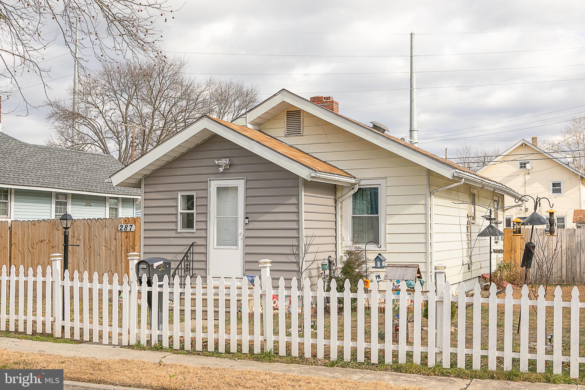 287 JEFFERSON STREET