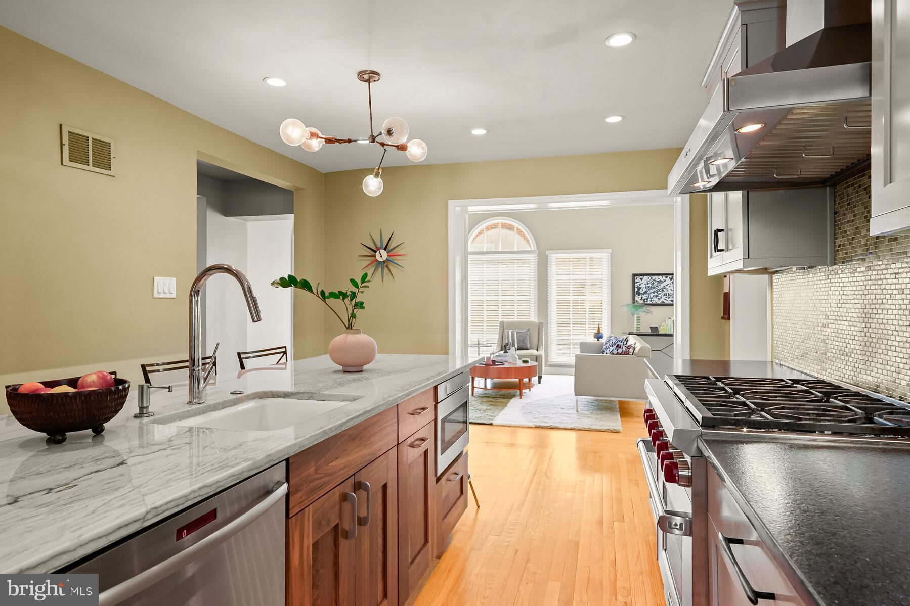 WOODACRES - Residential