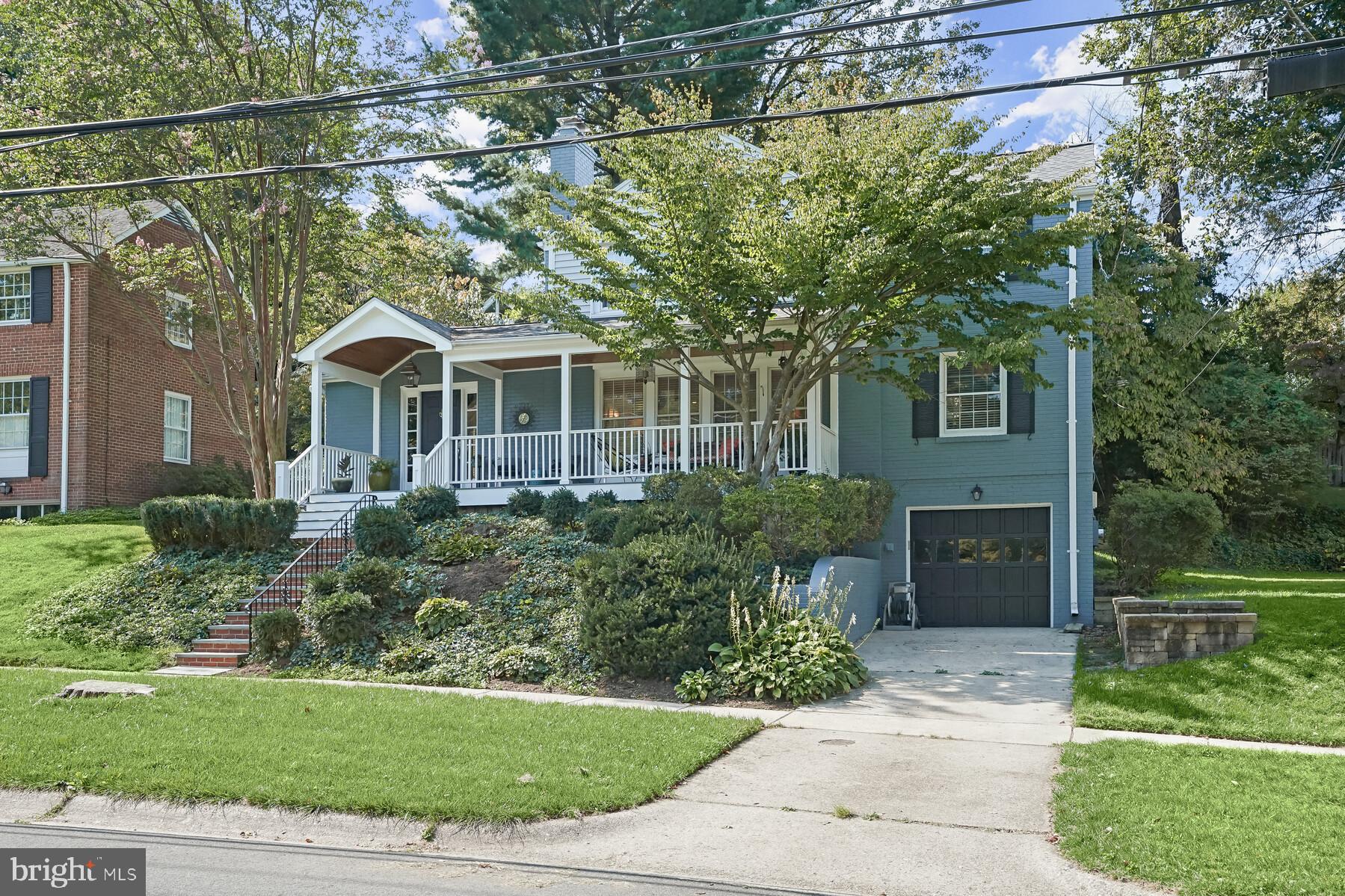 WOODACRES - Residential