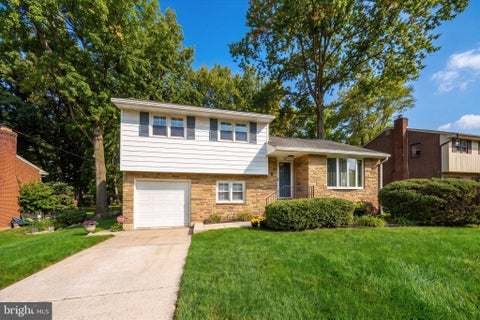 Homes For Sale - 202 Alders Drive<br/> New Castle County, WILMINGTON, DE 19803