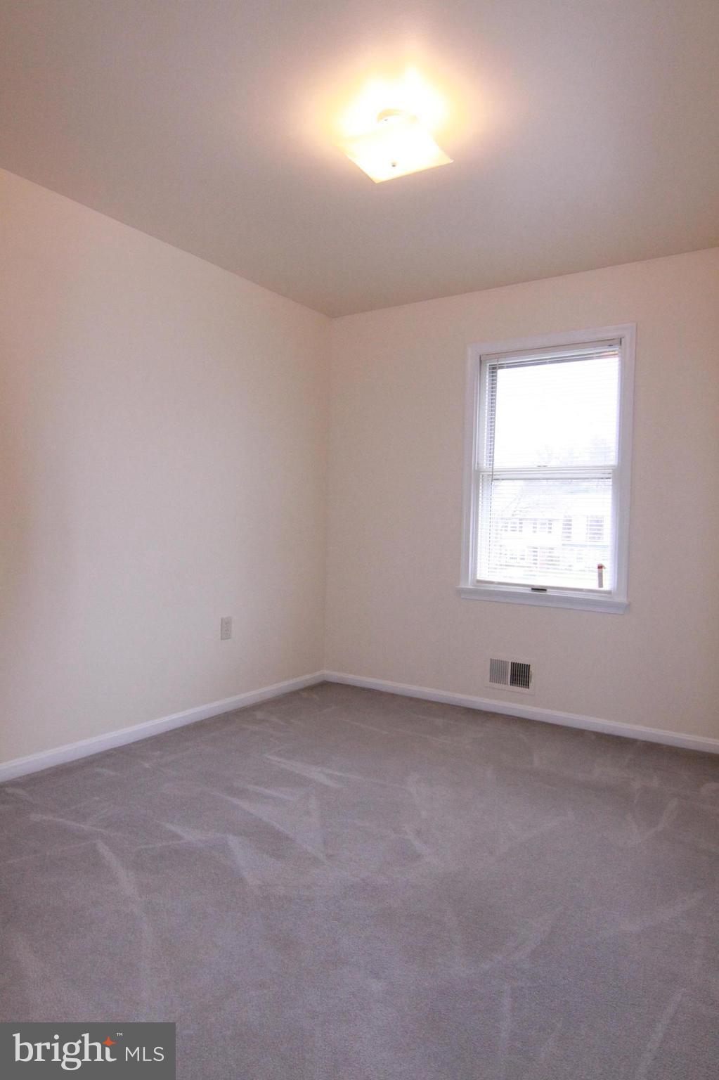 LAKEVIEW VILLAGE - Residential Lease