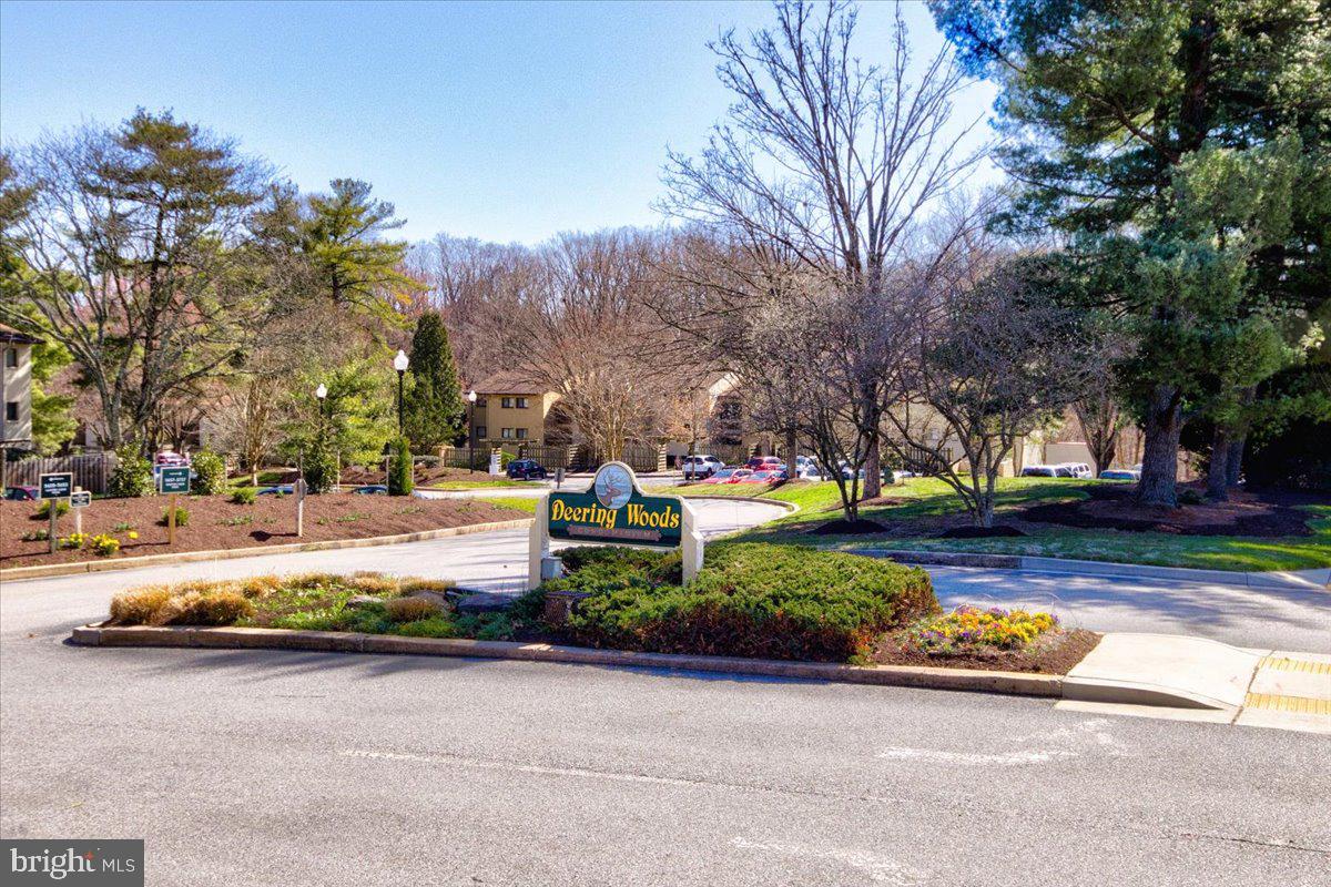 DEERING WOODS - Residential