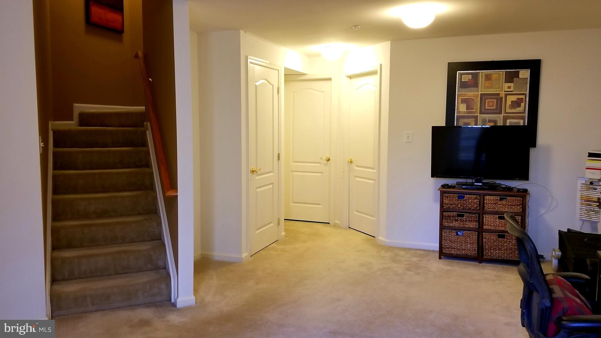 MONMOUTH MEADOWS - Residential