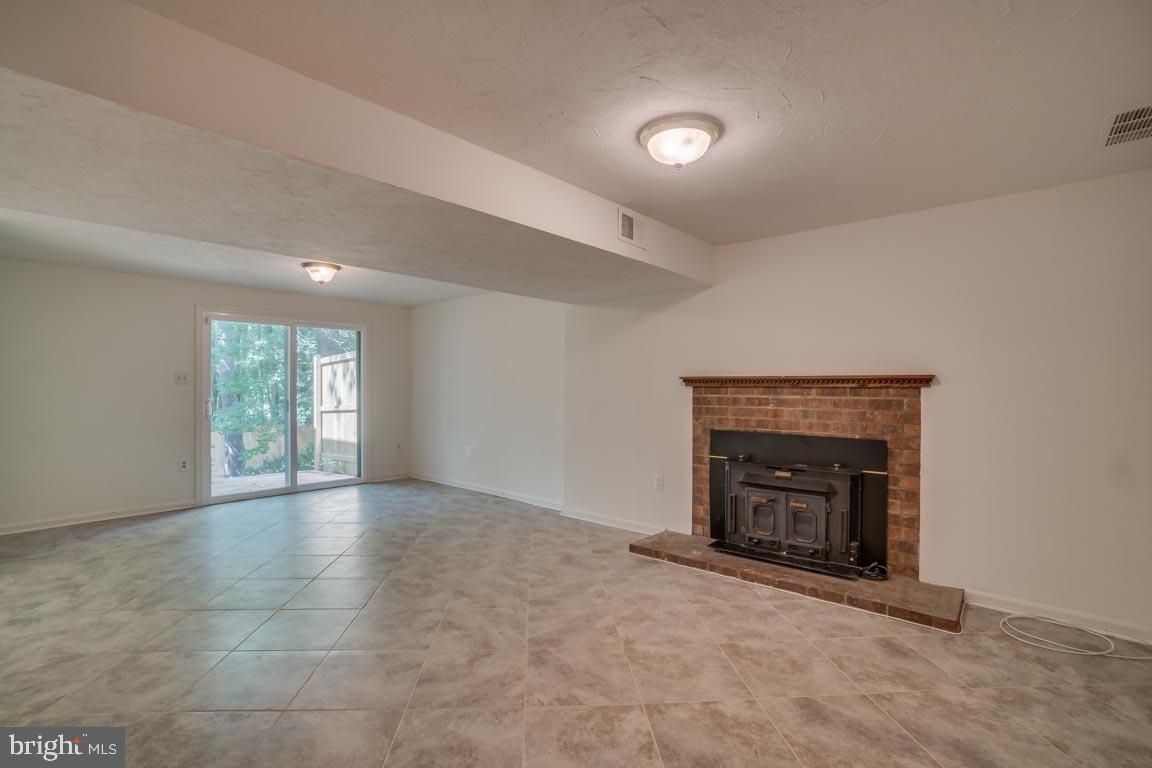 SIGNAL HILL - Residential