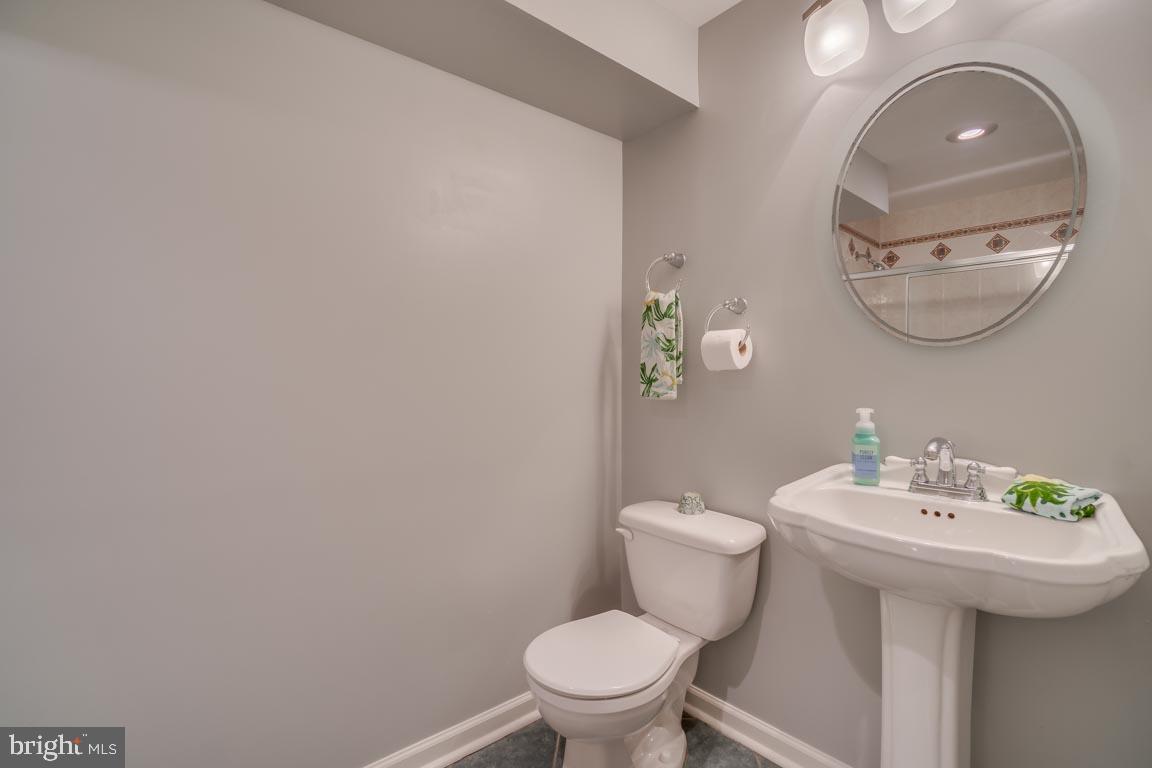 SIGNAL HILL - Residential