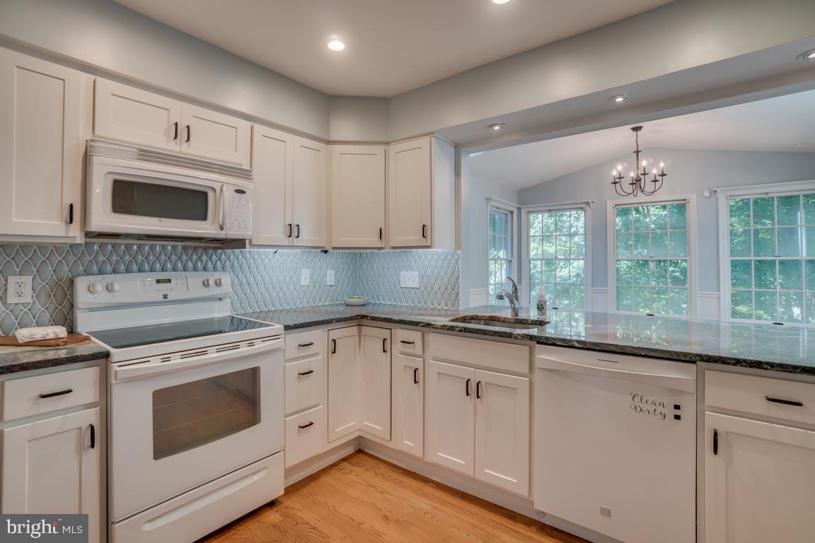 SIGNAL HILL - Residential