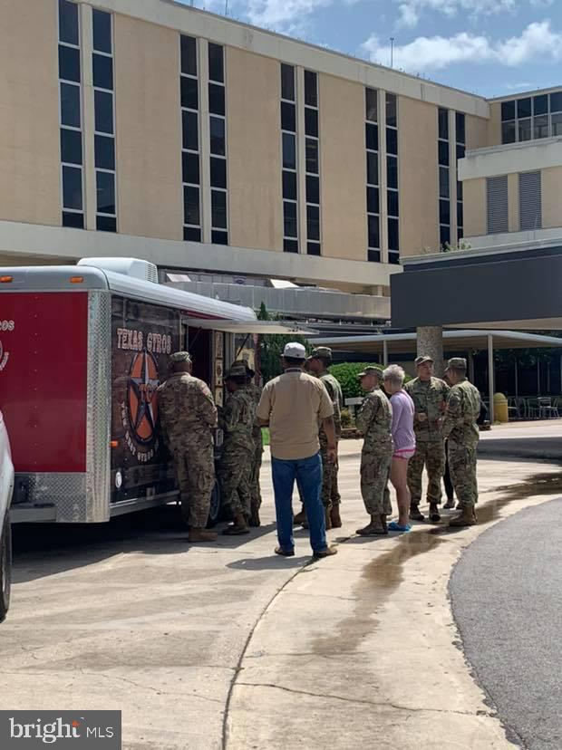 3987 RICHMOND HIGHWAY