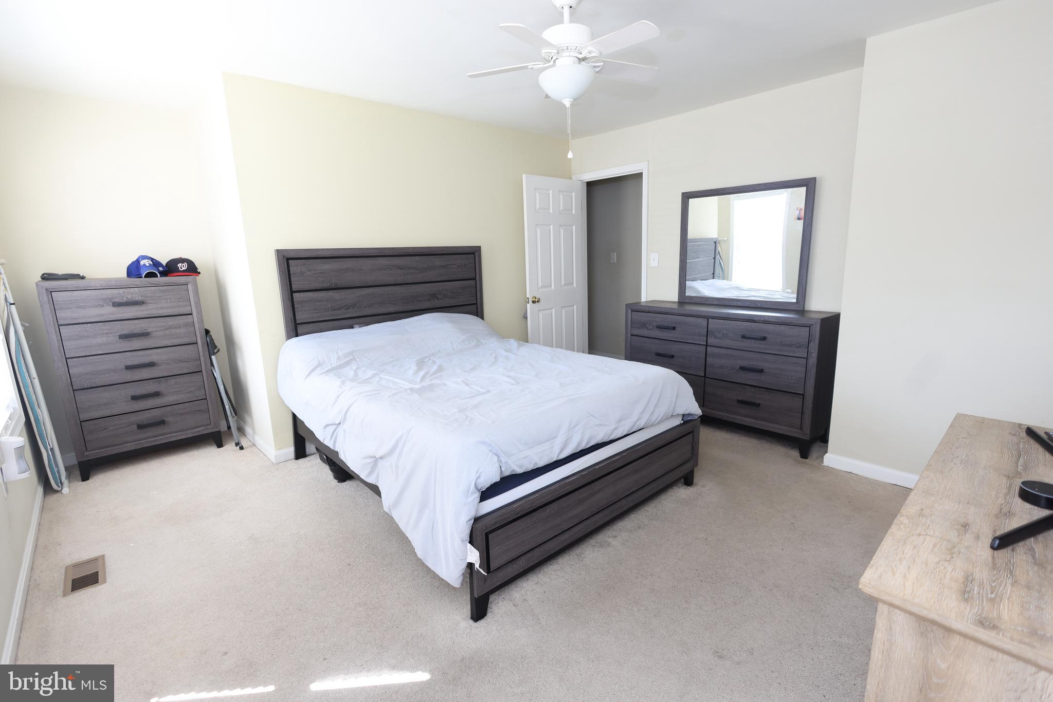 WILLOW HILLS- RESUB PARC - Residential