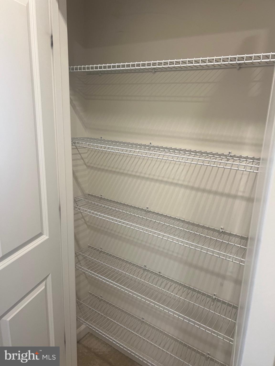 RIDGES AT LOUDOUN VALLEY - Residential Lease