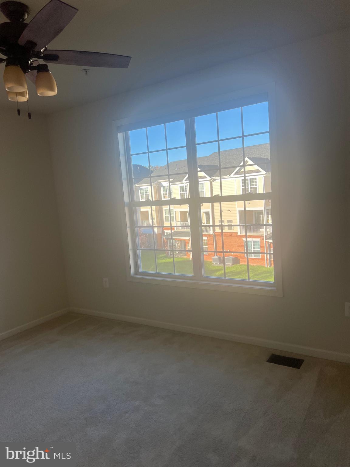 RIDGES AT LOUDOUN VALLEY - Residential Lease